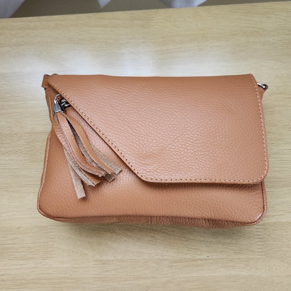 Gio&Mi Italian Leather bag, Small Crossbody, Caramel, New